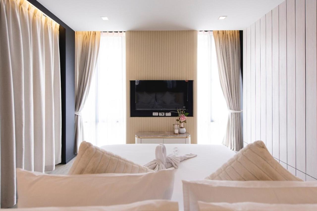 Qlosest Hotel Накхонратчасима Экстерьер фото