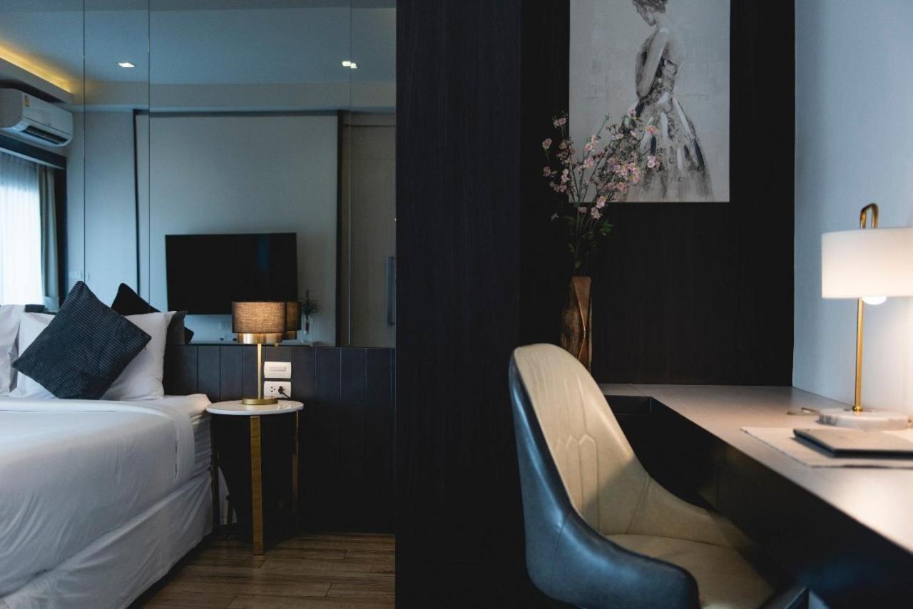 Qlosest Hotel Накхонратчасима Экстерьер фото
